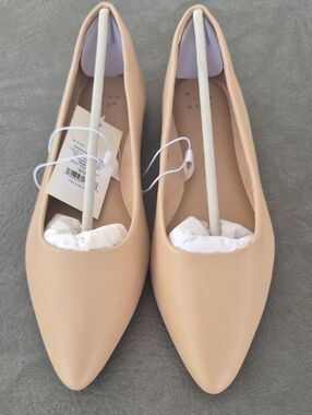a new day Pointed Toe Ballet Flats in Beige